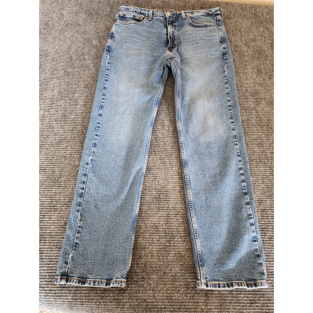 Levis 505  Mens 36x32 Blue Medium Wash Denim Jeans Regular Fit - Picture 3 of 10